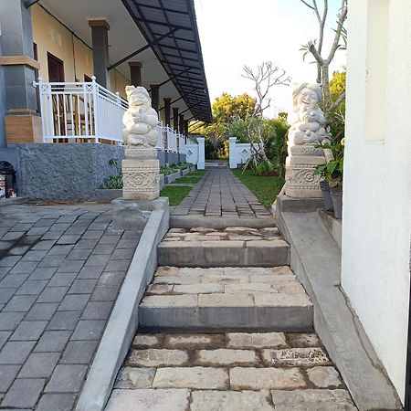Prayoga Homestay Унгасан Экстерьер фото