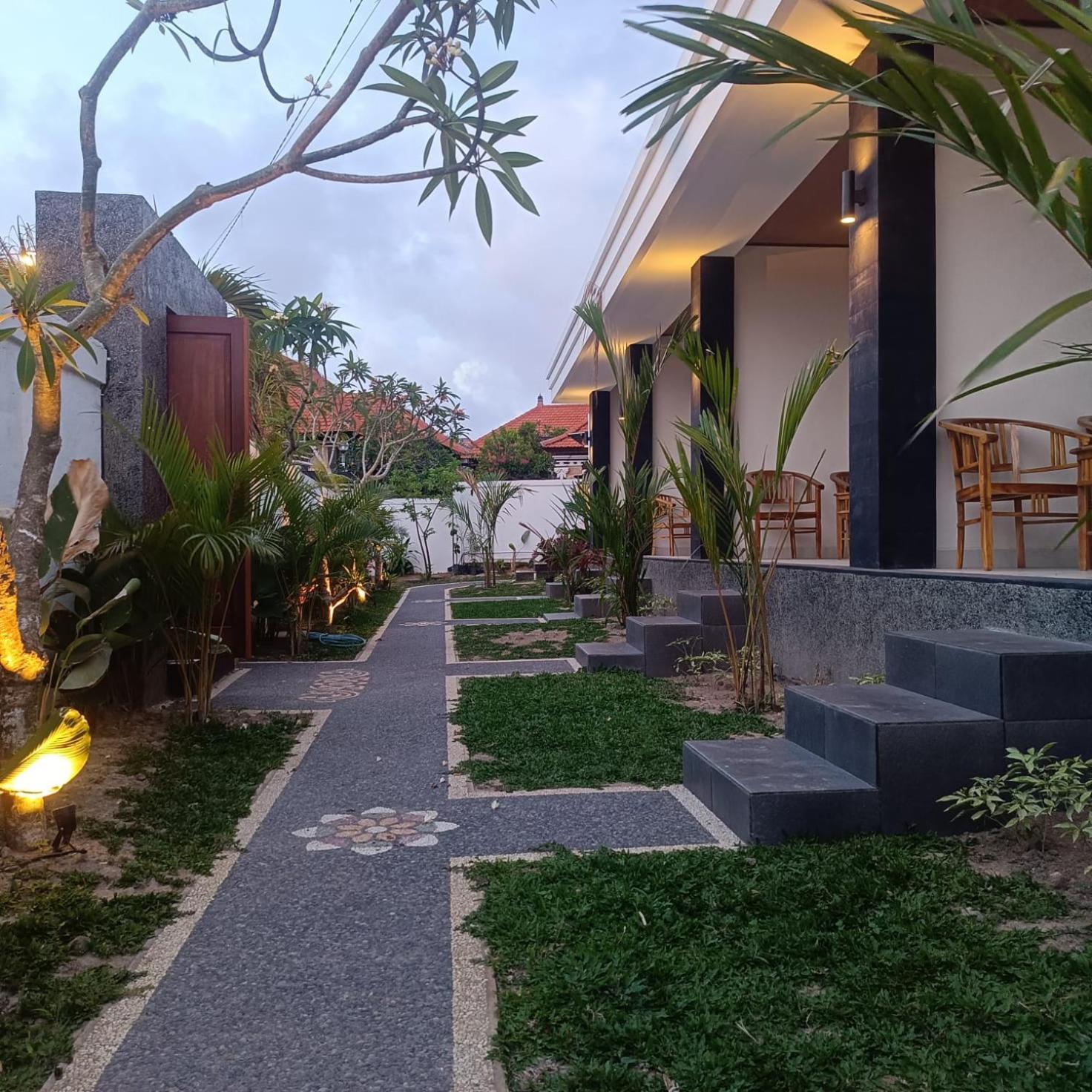 Prayoga Homestay Унгасан Экстерьер фото
