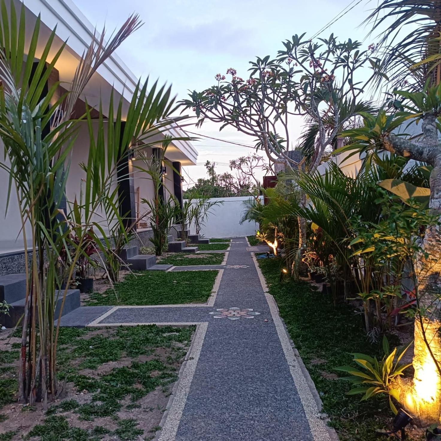 Prayoga Homestay Унгасан Экстерьер фото